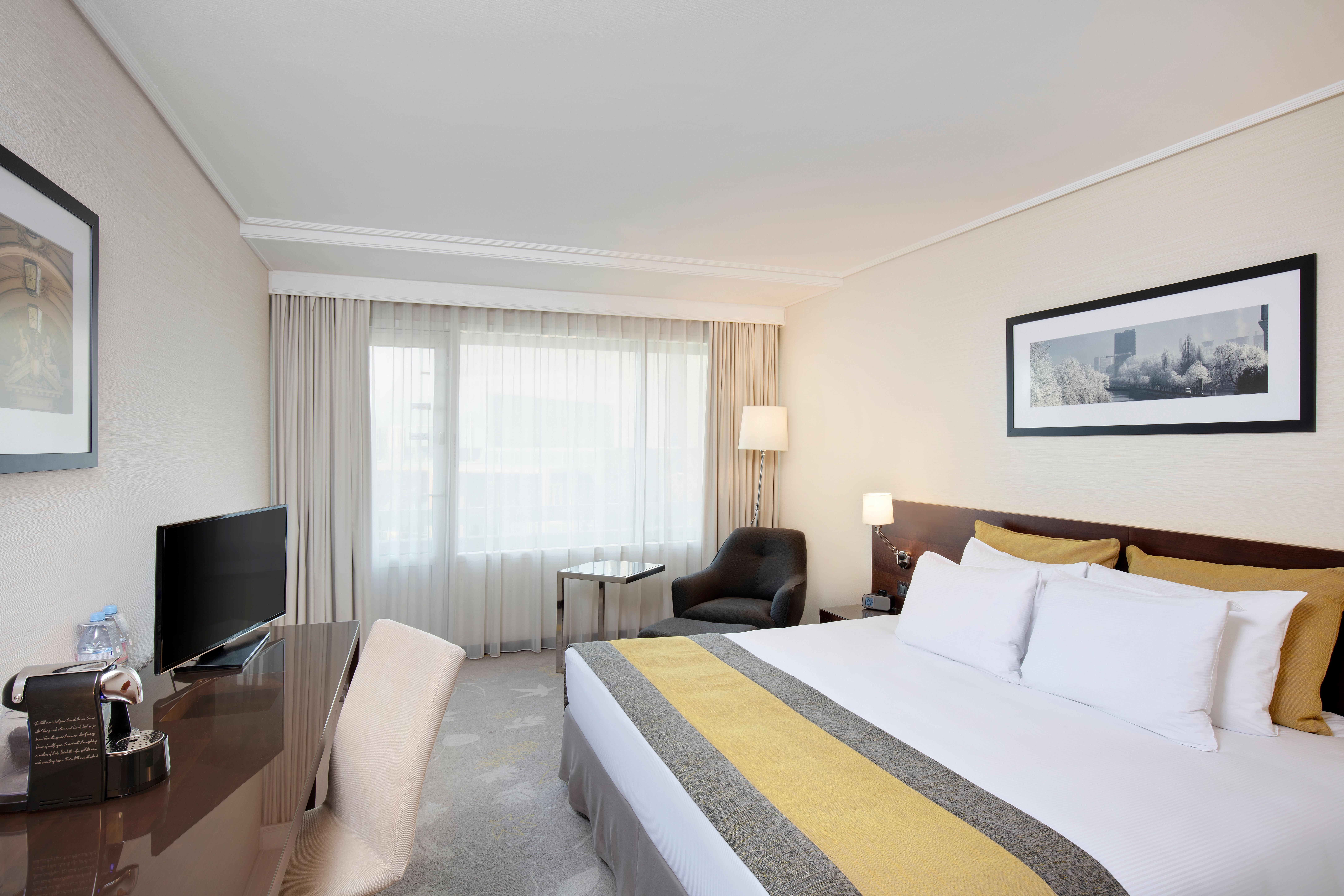 Hotel Crowne Plaza Bukareszt Zewnętrze zdjęcie