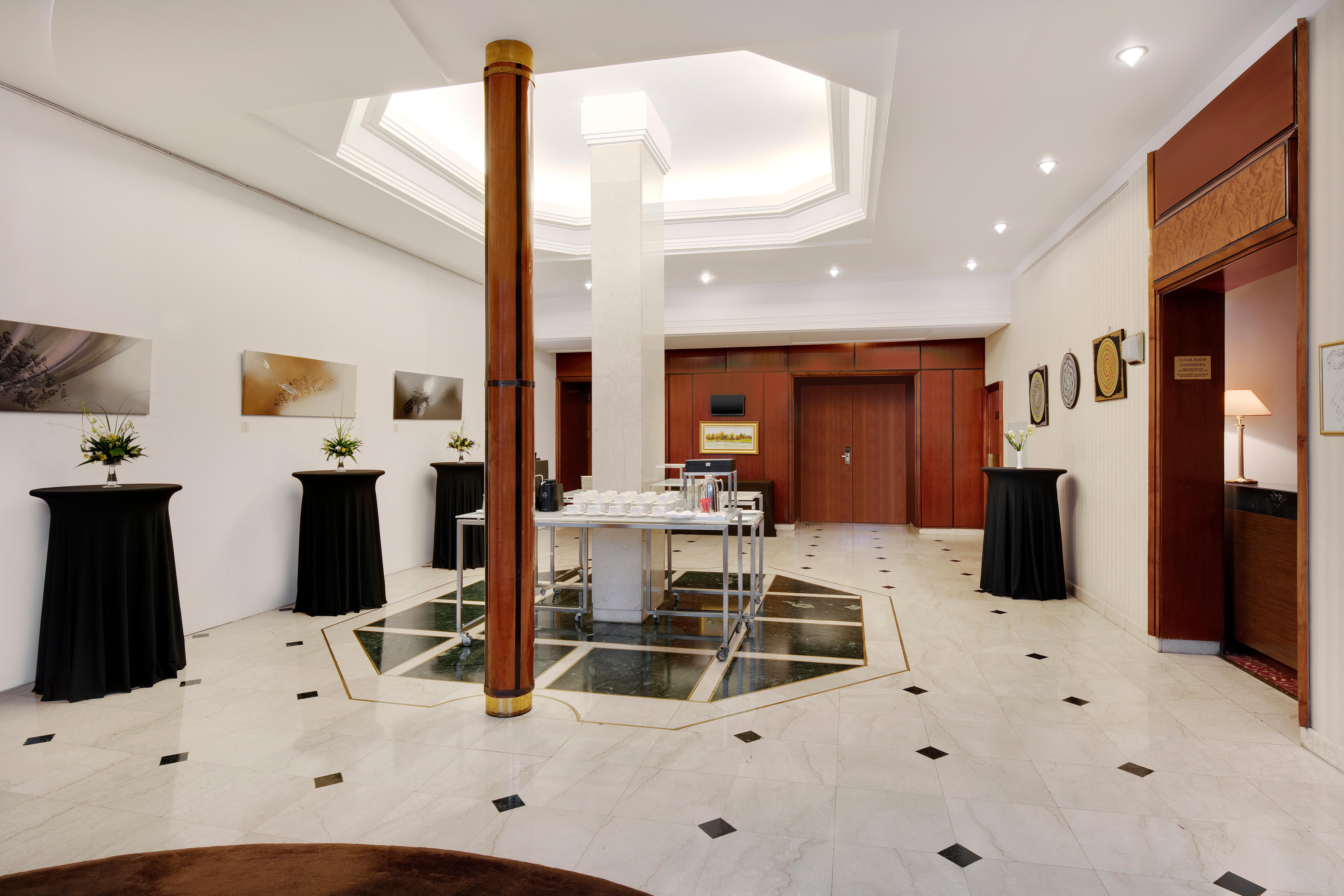 Hotel Crowne Plaza Bukareszt Zewnętrze zdjęcie