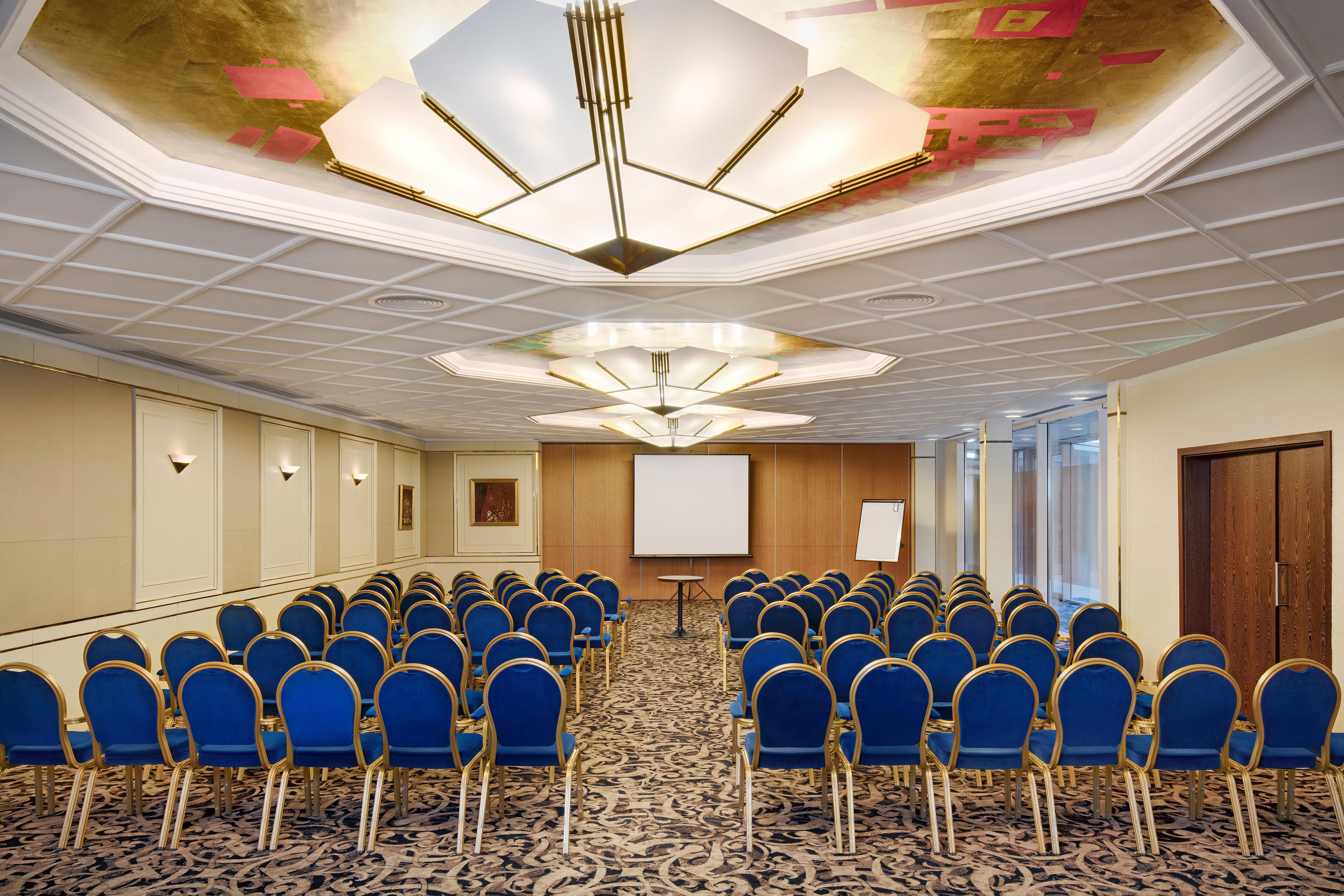 Hotel Crowne Plaza Bukareszt Zewnętrze zdjęcie