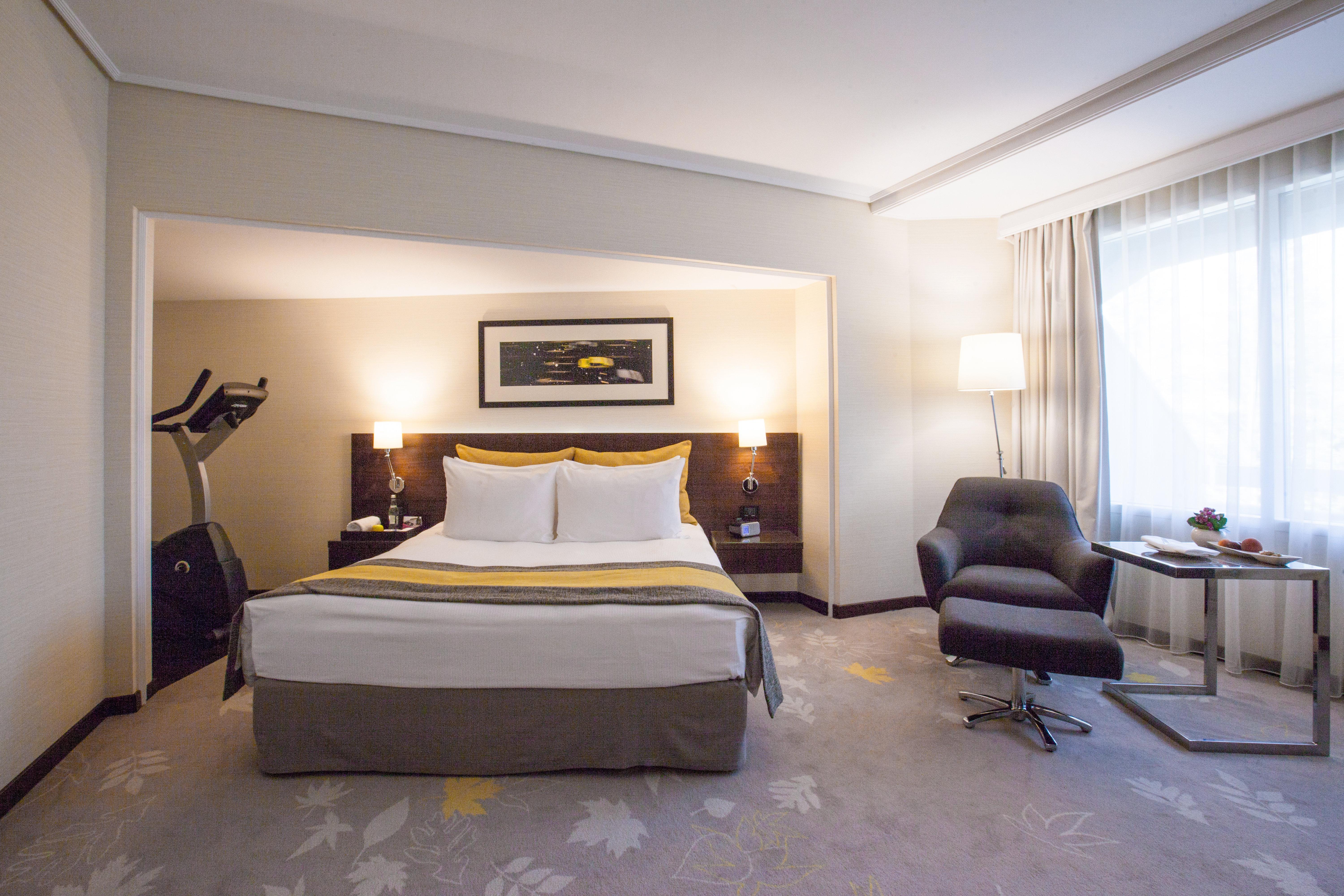 Hotel Crowne Plaza Bukareszt Zewnętrze zdjęcie