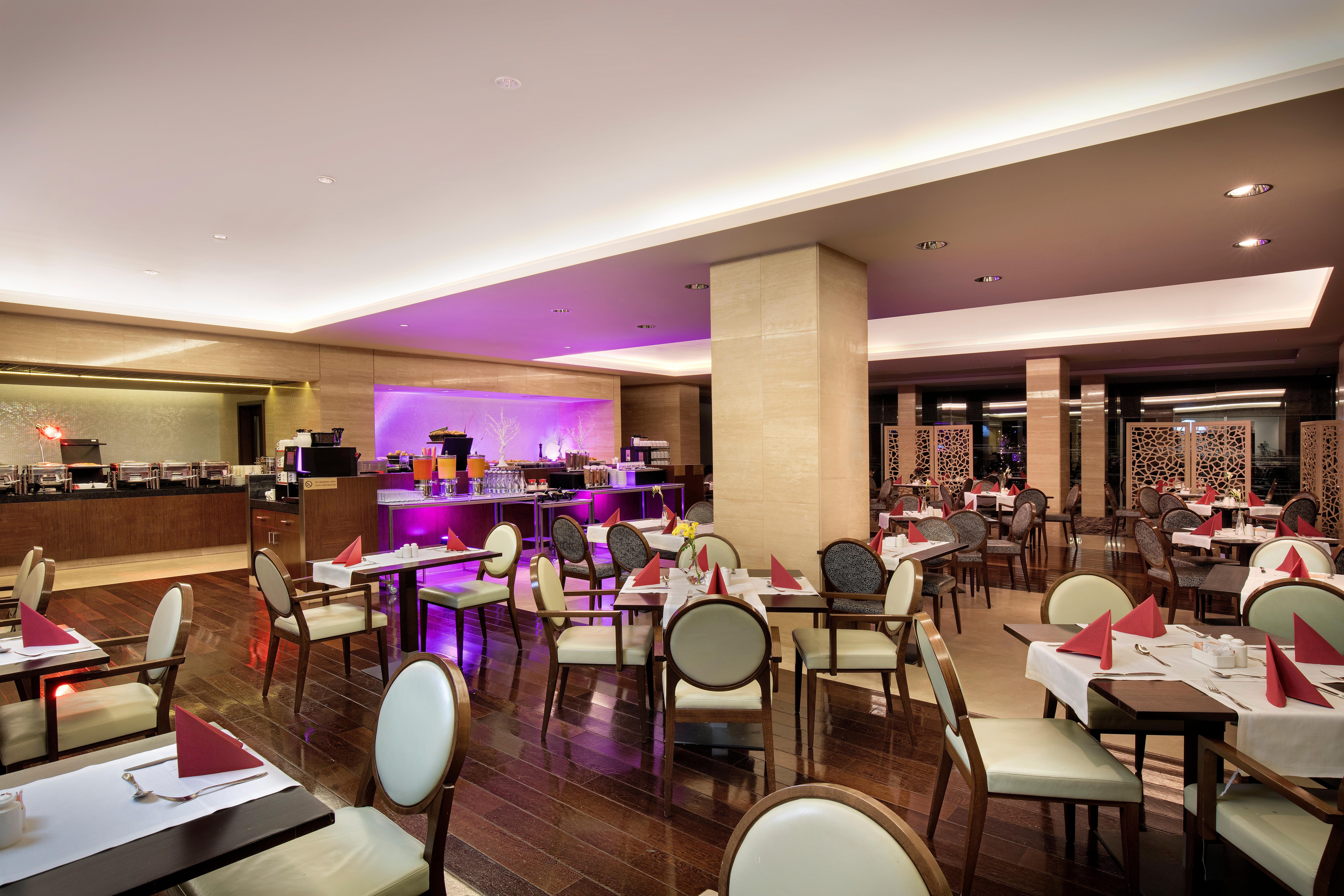 Hotel Crowne Plaza Bukareszt Zewnętrze zdjęcie